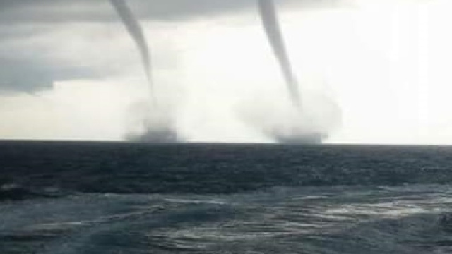 La tromba d'aria registrata nel Salento la scorsa estate.