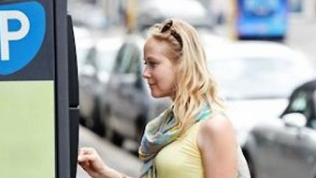 Parcheggio gratis se il parchimetro non &egrave; provvisto di pos