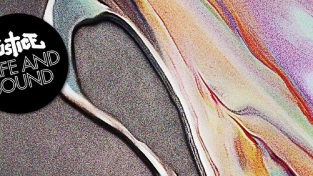 Justice: 'Safe and sound', il nuovo singolo