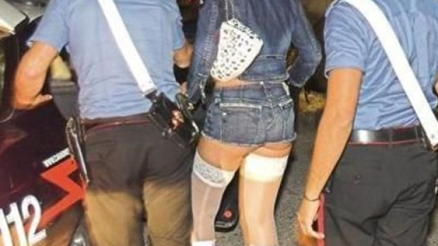 Prostituzione, multe di 10 mila euro ai clienti
