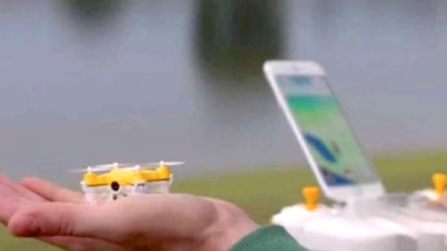 Un prototipo del famoso Pok&eacute;drone