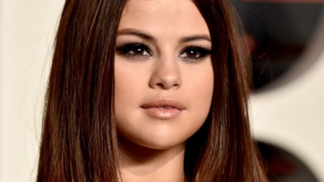 Watch Selena Gomez Get Stuck In An Elevator And Totally Keep Her ... - mtv.com