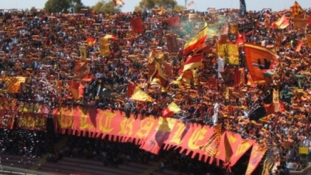 I tifosi del Lecce, squadra di Lega Pro.