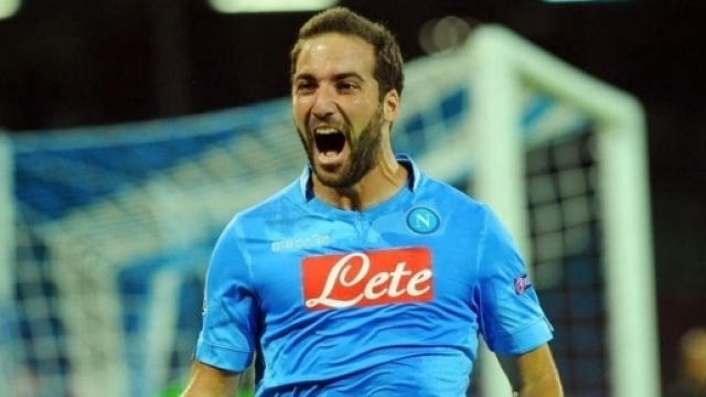 Juve, vicino Higuain: con lui altri due colpi