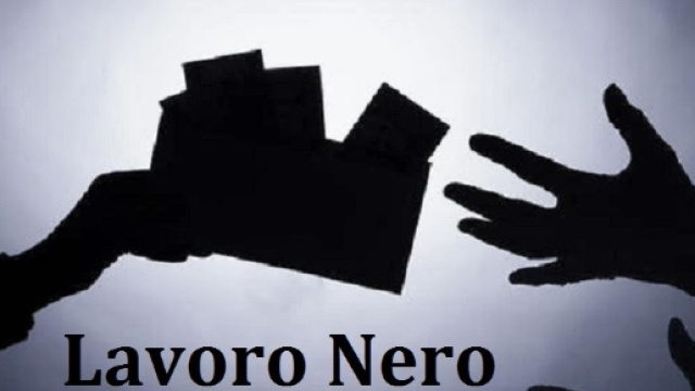 Lavoratori retribuiti con buoni pasto, l'ultima frontiera del lavoro a nero.