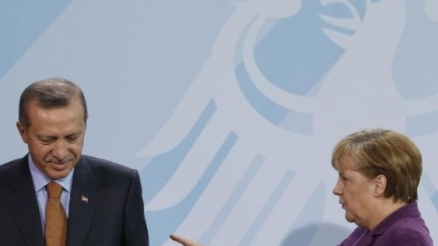 la cancelliera tedesca Angela Merkel ammonisce ancora una volta il governo turco