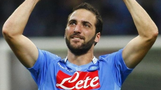 Calciomercato: Gonzalo Higuain dal Napoli alla Juventus