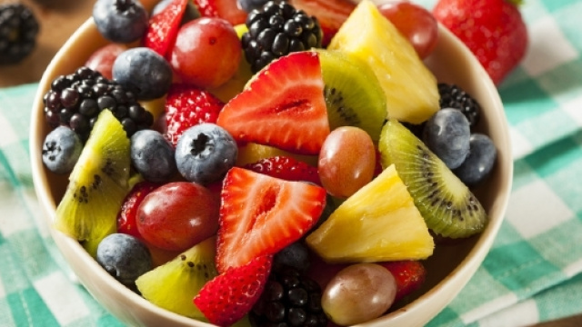 Ecco il decalogo per alimentarsi al meglio durante il caldo estivo