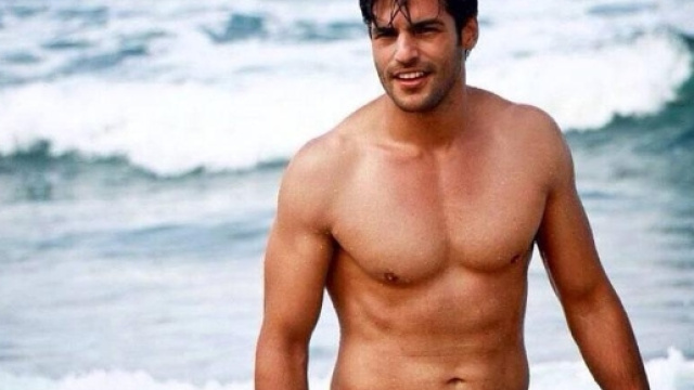 Cherry Season chi &egrave; il bellissimo Ayaz Dincer Serkan Cayoglu della ... - tuttouomini.it