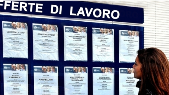 Lavoro educatore asilo nido, professionale e insegnante d'infanzia