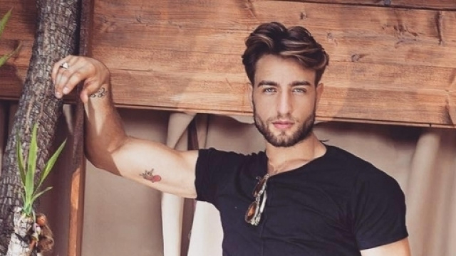 Emanuele Sanit&agrave;, il futuro tronista di "Uomini e Donne"