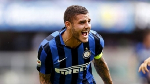 Il Napoli vuole Icardi, ma l'Inter per ora resiste