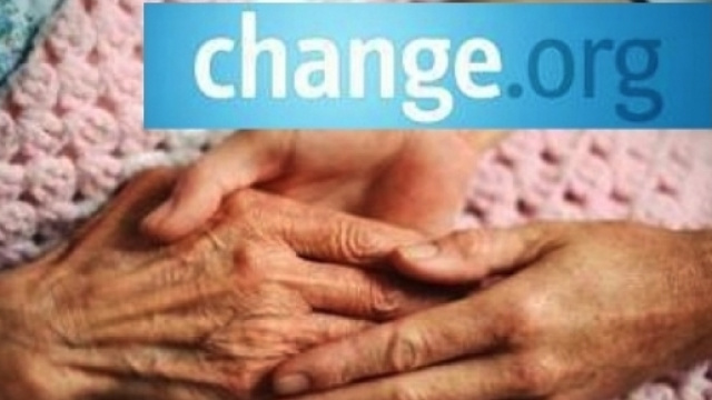La violenza sugli anziani e la petizione di change.org in loro aiuto