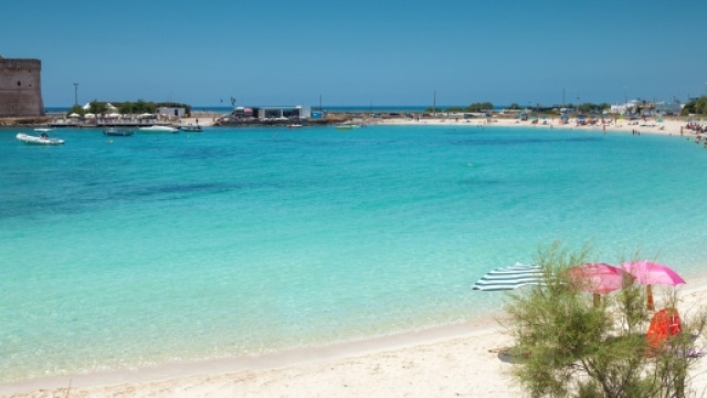 Salento: acque cristalline come ai Caraibi, proprio sotto casa