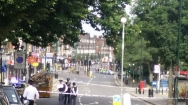 Londra, rientrato allarme bomba nel quartiere ebraico - Repubblica.it - repubblica.it