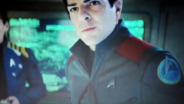 Zachary Quinto in Spock nel film