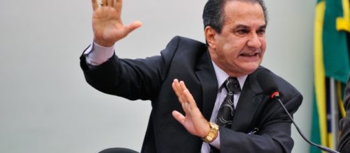 Pastor Silas Malafaia discursando na c&acirc;mara dos deputados