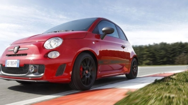 Abarth 595 Competizione - motorage.it