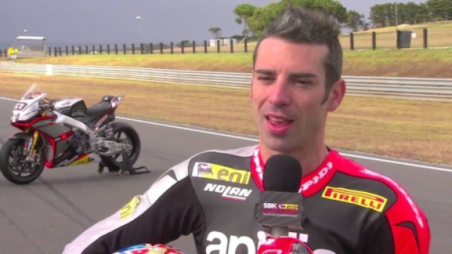 Melandri torna in Superbike con Ducati.