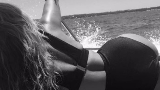 Emma Marrone: fans in delirio per il suo lato B