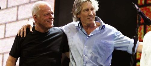 Gilmour e Waters na &uacute;ltima vez que o Pink Floyd se reuniu, dia 2 de julho de 2005, no Hyde Park, em Londres, durante o &ldquo;Live 8&rdquo;