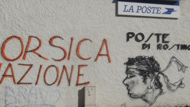 La Corsica appartiene alla Francia.