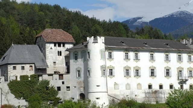 Casteldarne,il castello di Ehrenbourg