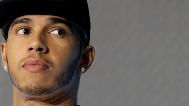 Hamilton vince la quarta gara di fila