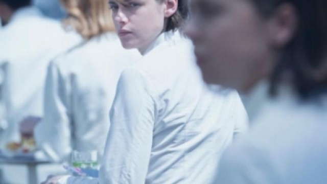 Kristen Stewart : Prime immagini di Equals film con Kristen ... - melty.it