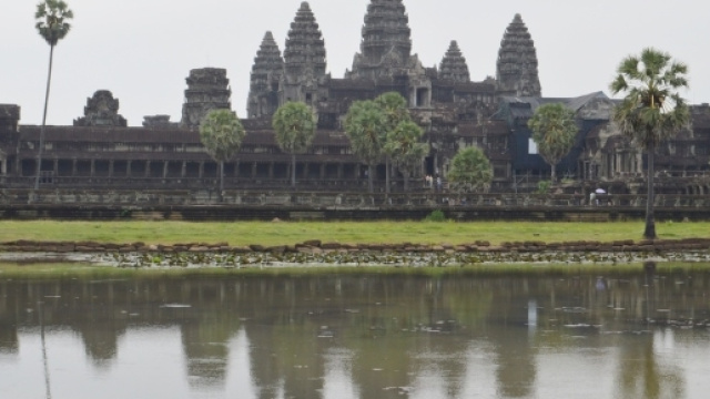 Walking back in time at Angkar Wat &mdash; Danya fil Dunya - danyagreenfield.com