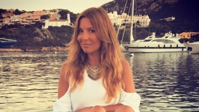 Auguri speciali di Nina Moric all'amica Selvaggia Lucarelli.