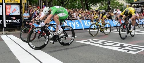 El brit&aacute;nico Mark Cavendish gan&oacute; la tercera etapa del Tour de France e igual&oacute; marca hist&oacute;rica