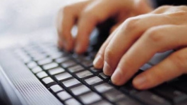 Brexit: la mail truffa che ruba dati sensibili e infetta gli apparati, terrorizza il web