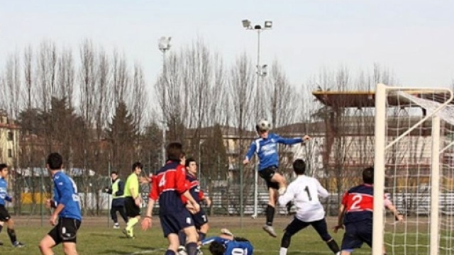 Calcio, partita Justinense-Pozzetto: arbitro picchiato - padovaoggi.it