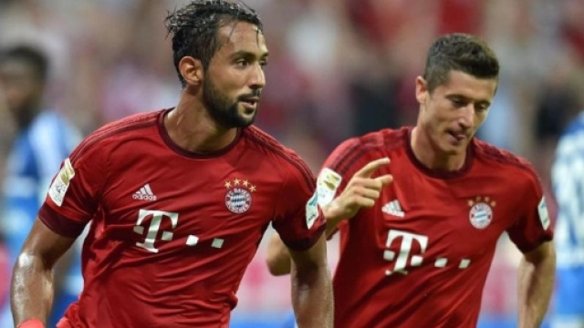 Dopo Pjanic e Dani Alves la Juve &egrave; pronta a prendere Benatia - La ... - lastampa.it