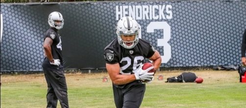 Roy Helu, Jr. gets formally cut by the Oakland Raiders - raiders.com
