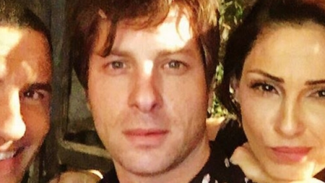 Clementino sfodera un look particolare con Sal Da Vinci e Anna Tatangelo