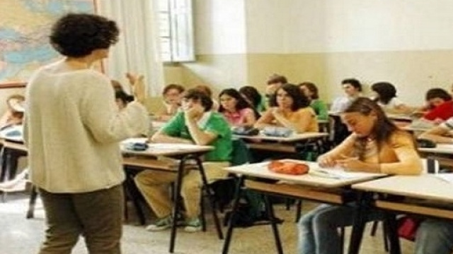 Frattura Renzi e Scuola: ecco i 4 punti
