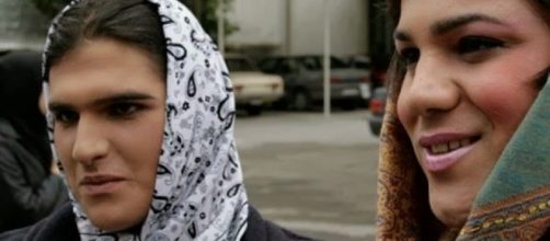 No Ir&atilde;, homossexuais se sentem pressionados a passar pelo processo de transexualiza&ccedil;&atilde;o para que n&atilde;o sejam condenados &agrave; morte.