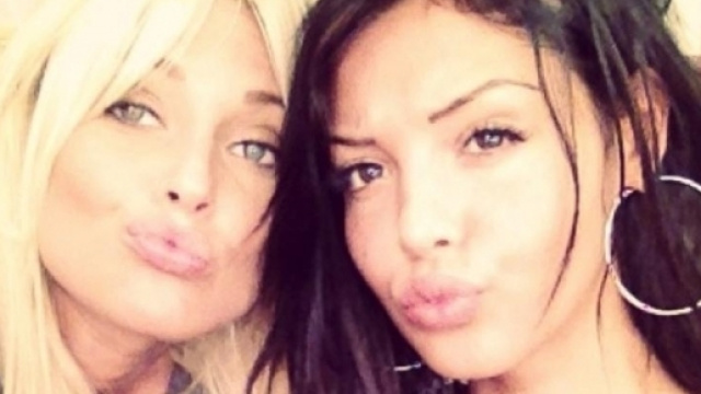 Caroline Receveur et Nabilla Benattia ont toutes les deux particip&eacute; au programme "Hollywood Girls".
