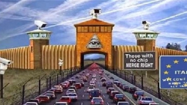 Stranieri che non vivevano pi&ugrave; in Italia hanno percepito assegni sociali.