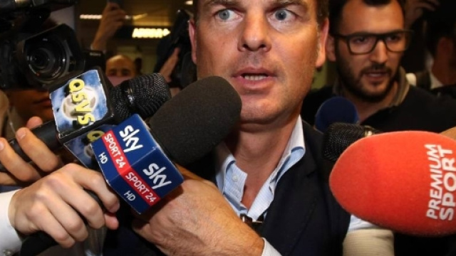 Inter, de Boer sbarca a Linate Vertice con gli avvocati del club ... - corriere.it