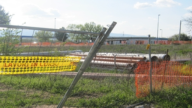 L'area abbandonata dove avrebbe dovuto sorgere il polo commerciale 'Il Querceto'.