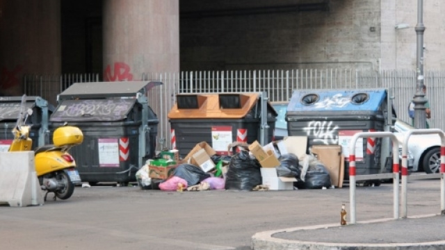 Romarisorgi, il nostro reportage alla stazione Termini in piena ... - intelligonews.it