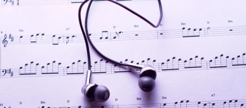 Musical notes and earbuds / Photo via Geoffrey Whiteway, Free Range Stock