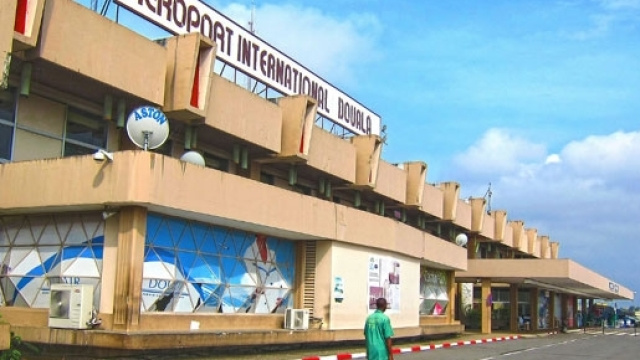 #Cameroun : la corruption &agrave; l&rsquo;a&eacute;roport international de Douala est de taille. Cr&eacute;dit photo, Harry Purwanto