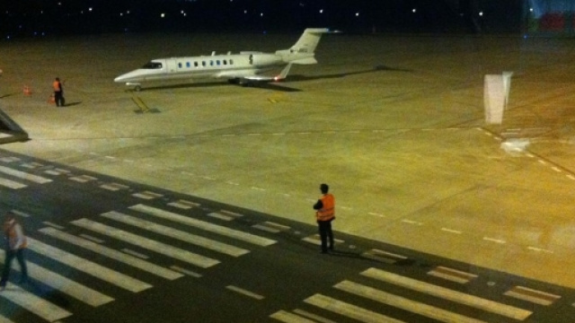 Allarme bomba su due aerei diretti a Bruxelles.