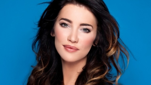 Beautiful, Steffy fa una telefonata