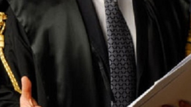 Onorari avvocati: chiedere il doppio?