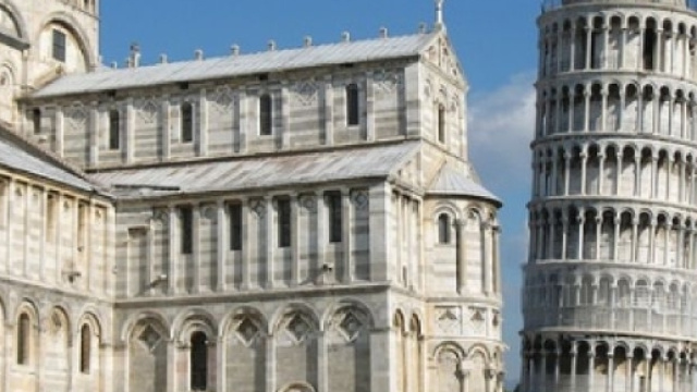 Monumenti italiani: la Torre di Pisa a rischio attentato
